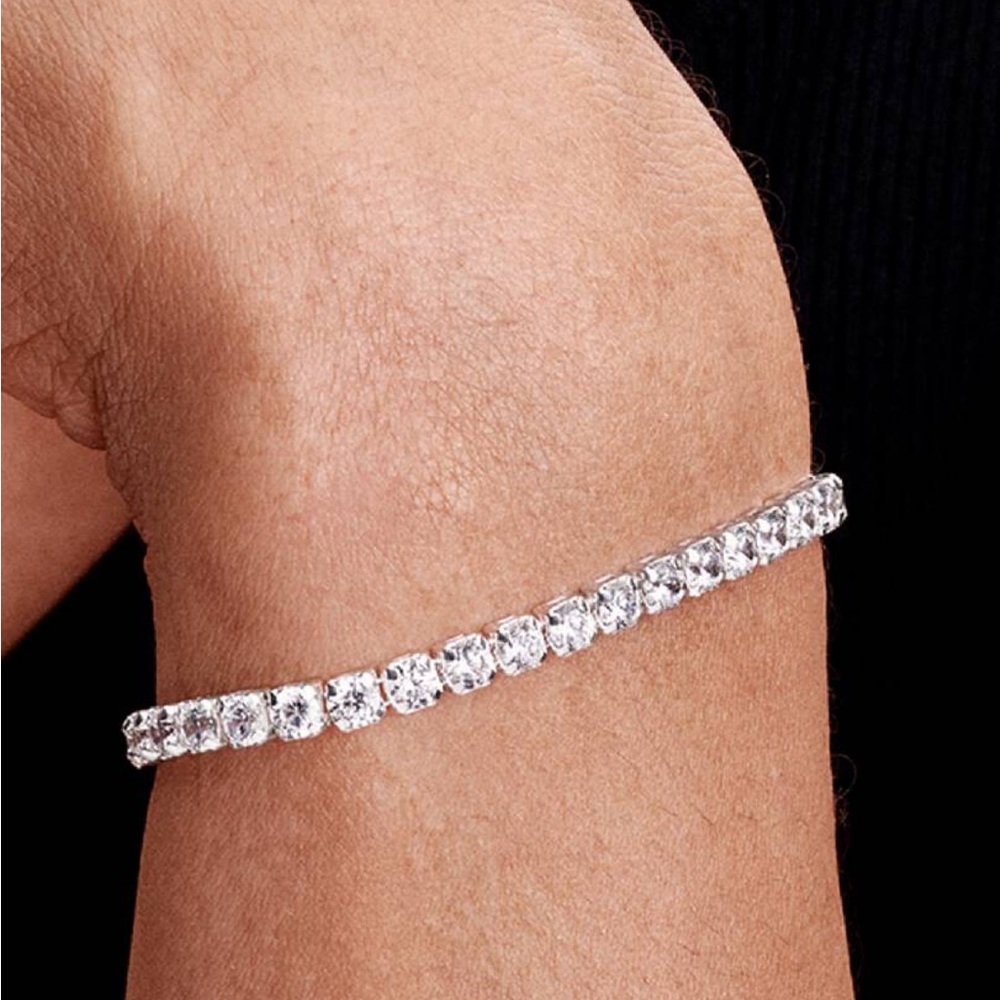 Sparkling Bold Tennis Bracelet - Sterling Silver